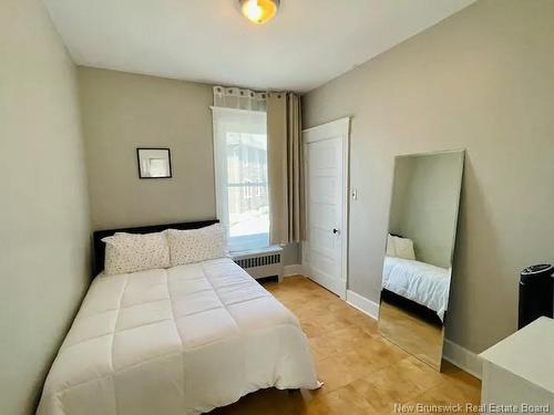 102-104 Lansdowne Ave, Saint John, NB - Indoor Photo Showing Bedroom
