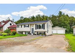 183 Thomas  Dieppe, NB E1A 2C3