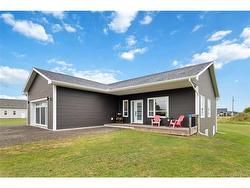 11 Riverside DR Petitcodiac, NB E4Z 0K7