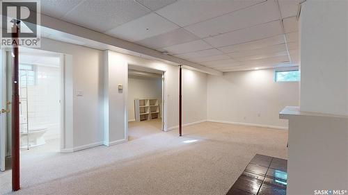 2255 Queen Street, Regina, SK - Indoor