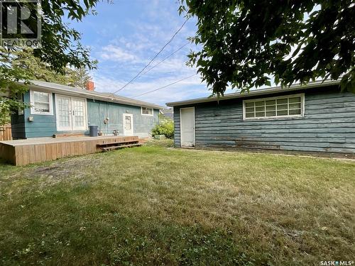 2255 Queen Street, Regina, SK - Outdoor