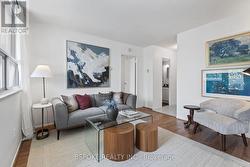 609 - 40 HOMEWOOD AVENUE Toronto, ON M4Y 2K2
