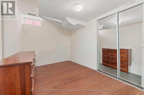 38 Eiffel Boulevard, Brampton, ON - Indoor Photo Showing Other Room
