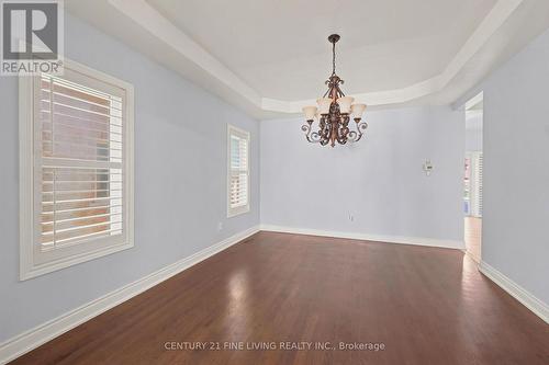 38 Eiffel Boulevard, Brampton, ON - Indoor Photo Showing Other Room