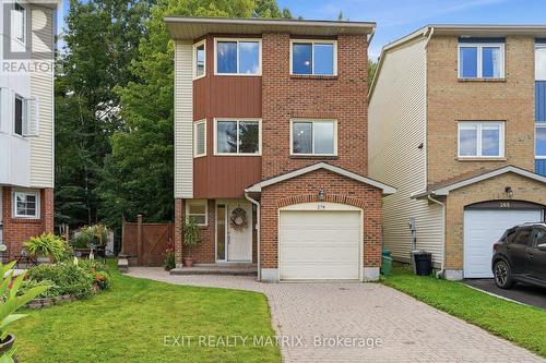 270 FERNLEAF CRESCENT  Ottawa, ON K1E 2Z4