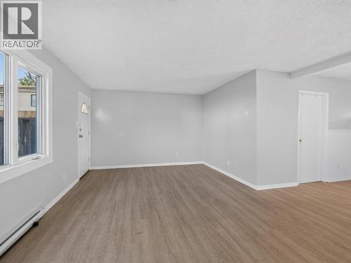 86-100 Lewes Boulevard, Whitehorse, YT - Indoor Photo Showing Other Room