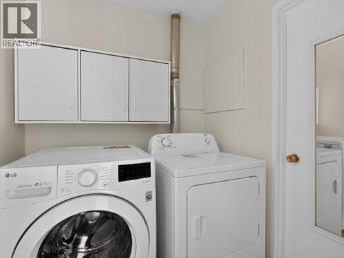 86-100 Lewes Boulevard, Whitehorse, YT - Indoor Photo Showing Laundry Room