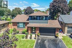 6 MARGARET Avenue  Grimsby, ON L3M 4S1