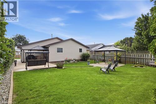 10 Macatee Place, Cambridge, ON - Outdoor