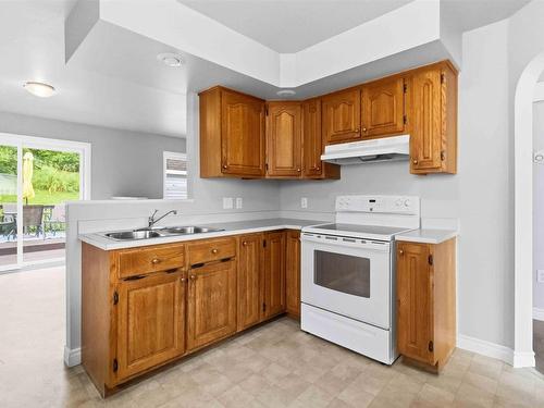 85 Armcrest Drive, Lower Sackville, NS - Indoor Photo Showing Kitchen With Double Sink