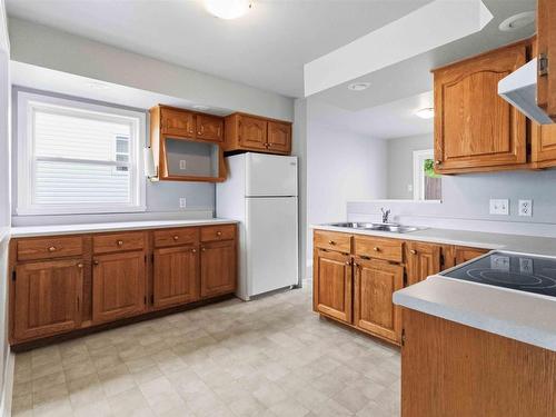 85 Armcrest Drive, Lower Sackville, NS - Indoor Photo Showing Kitchen With Double Sink
