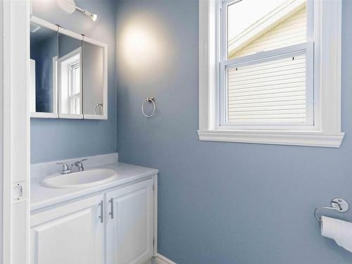 85 Armcrest Drive, Lower Sackville, NS - Indoor Photo Showing Bathroom