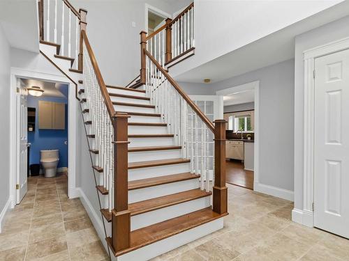 207 Cresthaven Drive, Halifax, NS - Indoor Photo Showing Other Room