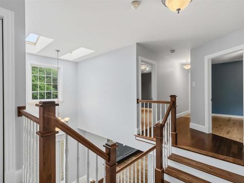 207 Cresthaven Drive, Halifax, NS - Indoor Photo Showing Other Room