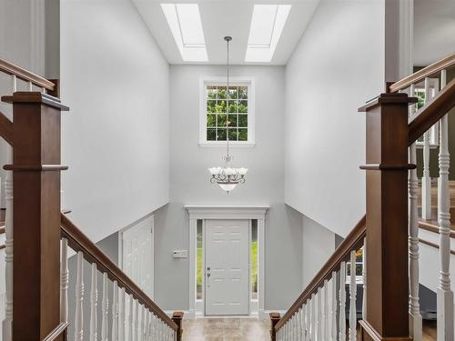 207 Cresthaven Drive, Halifax, NS - Indoor Photo Showing Other Room