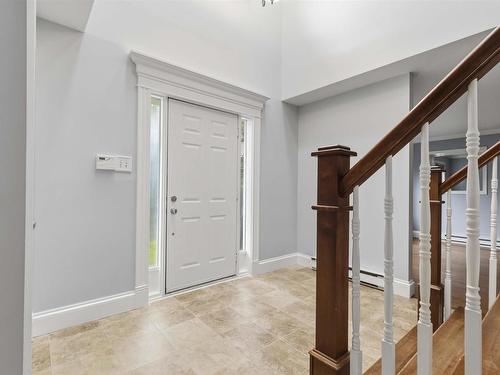 207 Cresthaven Drive, Halifax, NS - Indoor Photo Showing Other Room