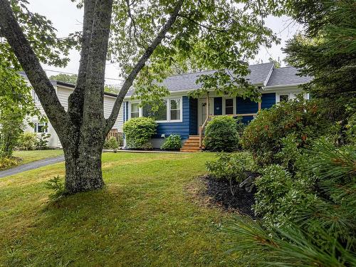 62 Douglas Crescent, Halifax, NS 