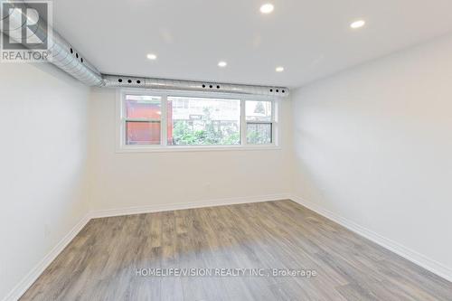 391 ROYAL YORK ROAD , Toronto, Ontario M8Y 2R4 5
