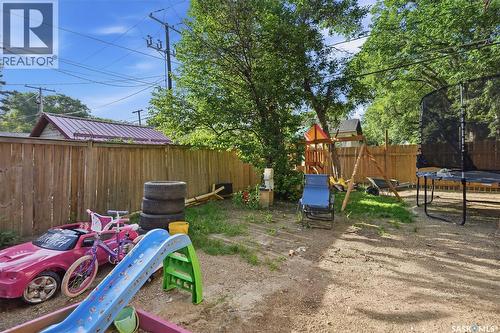 3300 Victoria Avenue, Regina, SK - Outdoor