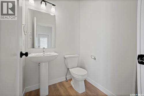 5116 E Simard Avenue, Regina, SK - Indoor Photo Showing Bathroom