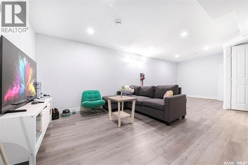 902 Steeves Avenue, Saskatoon, SK - Indoor