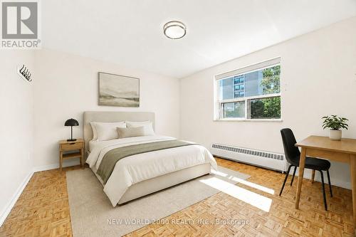 202 - 2300 MARINE DRIVE , Oakville, Ontario L6L 1C3 4