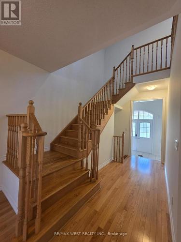(MAIN) - 11 CHESSINGTON AVENUE , East Gwillimbury, Ontario L9N 0R5 3