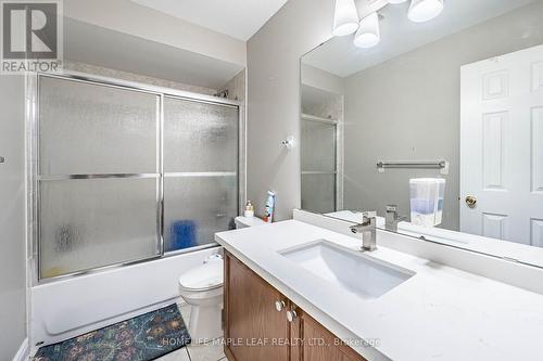 29 Gower Crescent, Brampton, ON - Indoor Photo Showing Bathroom