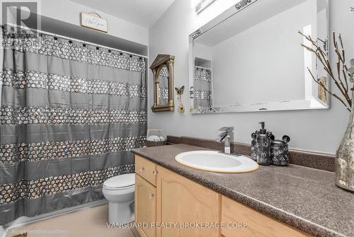 111 Grapevine Road, Caledon, ON - Indoor Photo Showing Bathroom
