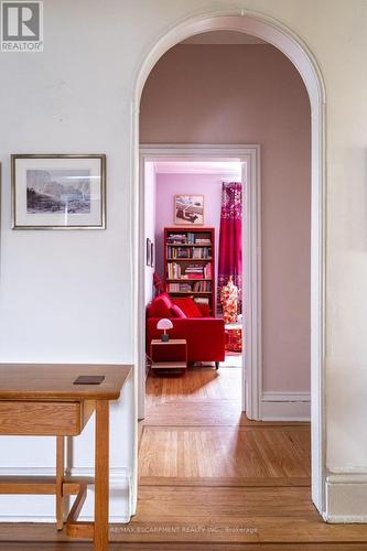58 Wellington Street S, Hamilton, ON - Indoor Photo Showing Other Room