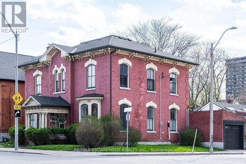 58 Wellington Street S, Hamilton, ON - Outdoor