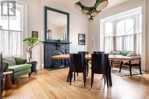 58 Wellington Street S, Hamilton, ON - Indoor Photo Showing Dining Room