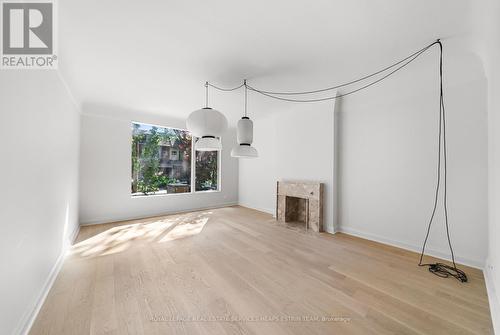 54 RATHNELLY AVENUE , Toronto, Ontario M4V 2M3 4