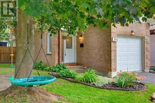 39 Ready Way, Ottawa, ON - Outdoor