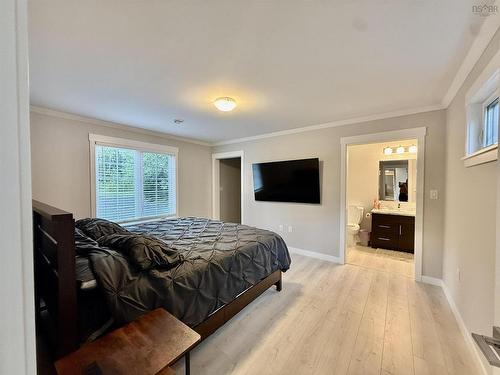 7101 Highway 14, Nine Mile River, NS - Indoor Photo Showing Bedroom