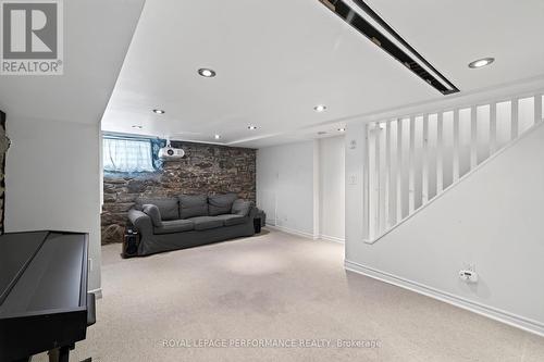 72 Springfield Road, Ottawa, ON - Indoor Photo Showing Other Room