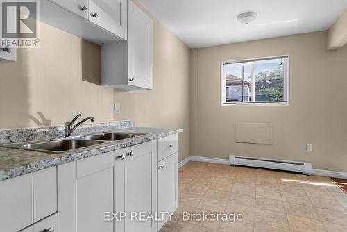5 - 4663 HURON STREET , Niagara Falls (Downtown), Ontario L2E 2H7 3