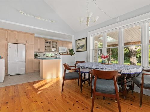 33 Cuisack Street, Dartmouth, NS - Indoor