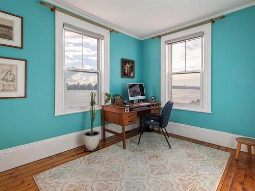 33 Cuisack Street, Dartmouth, NS - Indoor Photo Showing Office