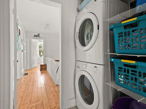 33 Cuisack Street, Dartmouth, NS - Indoor Photo Showing Laundry Room