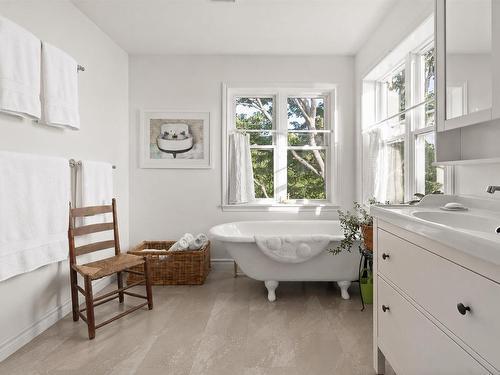 33 Cuisack Street, Dartmouth, NS - Indoor Photo Showing Other Room