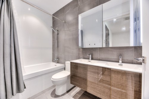 Salle de bains - 1411-1188 Av. Union, Montréal (Ville-Marie), QC - Indoor Photo Showing Bathroom