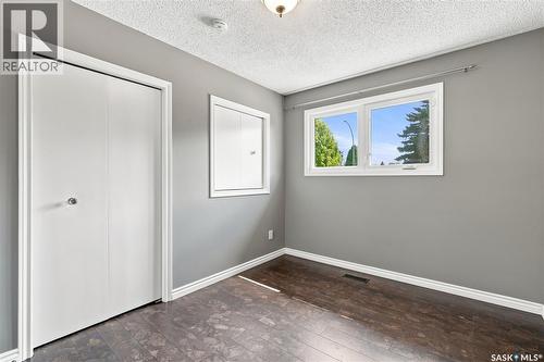 541 Guelph Crescent, Saskatoon, SK - Indoor Photo Showing Other Room