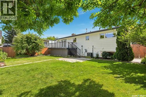 541 Guelph Crescent, Saskatoon, SK - Outdoor With Deck Patio Veranda