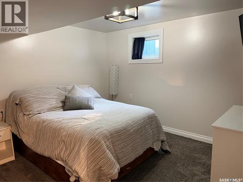 481 Willow Bay, Estevan, SK - Indoor Photo Showing Bedroom