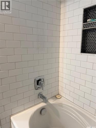 481 Willow Bay, Estevan, SK - Indoor Photo Showing Bathroom