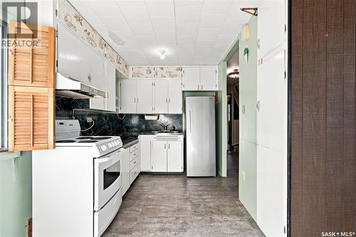 125 111Th Street W, Saskatoon, SK - Indoor Photo Showing Kitchen