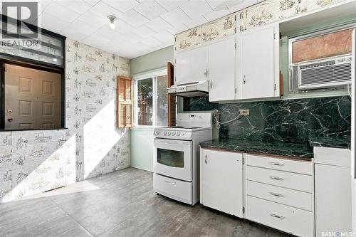 125 111Th Street W, Saskatoon, SK - Indoor Photo Showing Kitchen