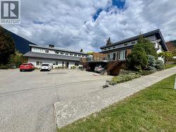 702 Fourth Street Unit# 4  Nelson, BC V1L 2S8