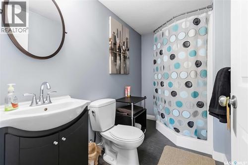 338 Laurier Crescent, North Saskatchewan River, SK - Indoor Photo Showing Bathroom